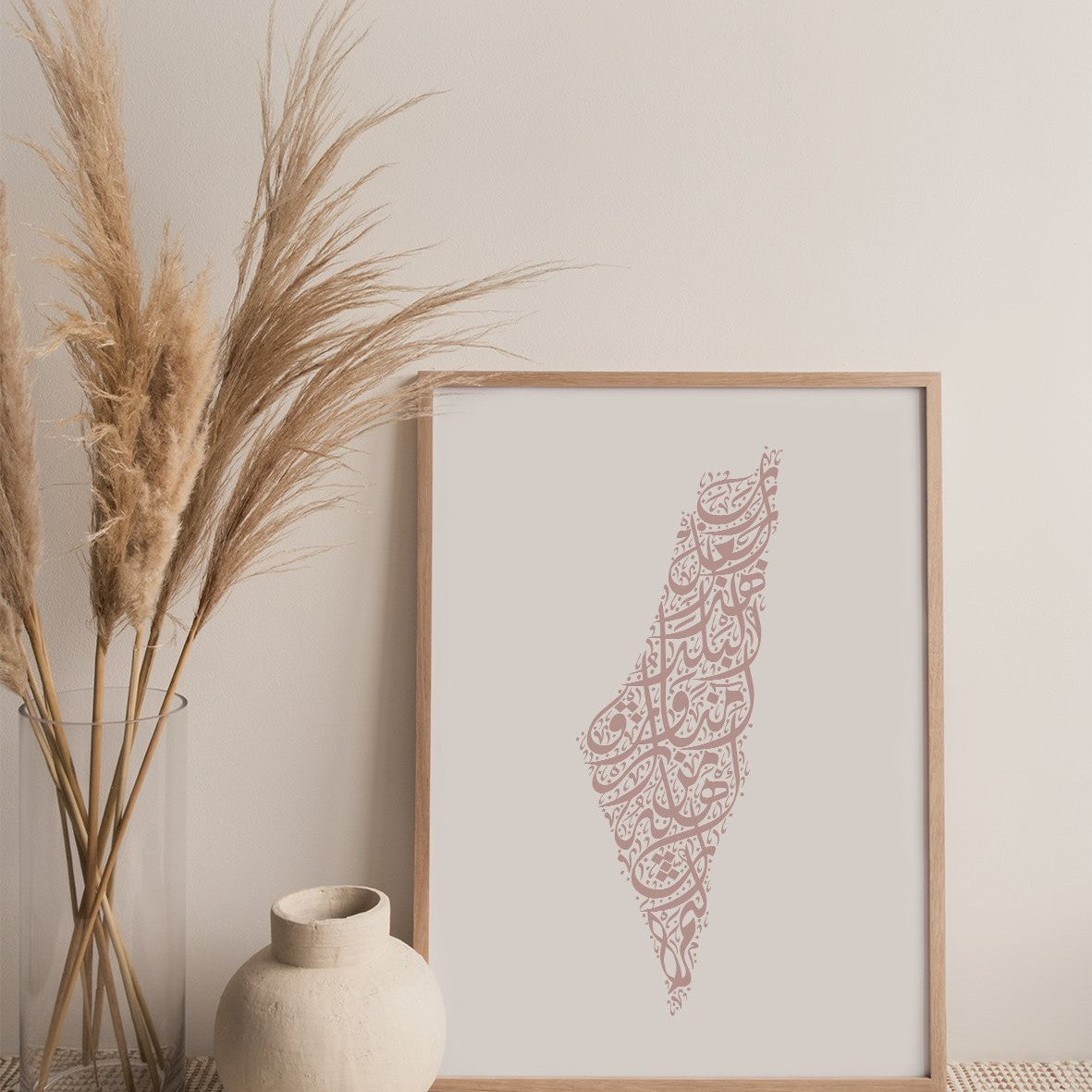 Calligraphy Palestine, White / Pink